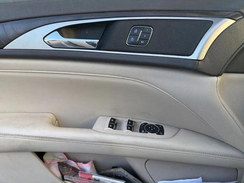 2017 Lincoln MKZ Base