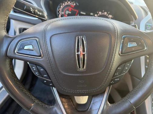 2017 Lincoln MKZ Base