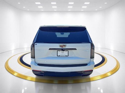 Vibrant White Tricoat 2026 Cadillac Escalade Sport