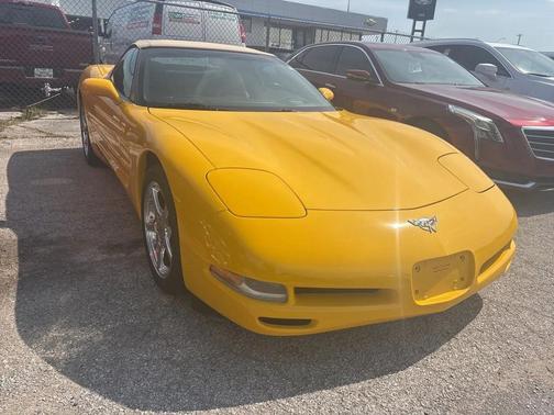 2003 Chevrolet Corvette Base