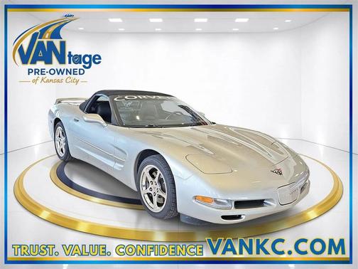 2004 Chevrolet Corvette Base