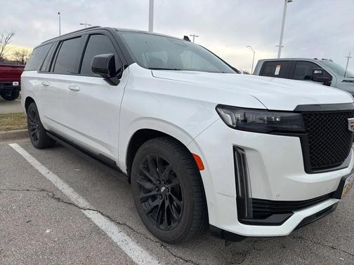 2023 Cadillac Escalade ESV Sport