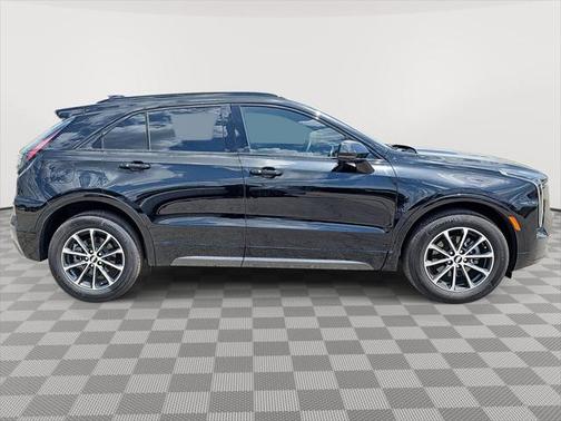 2025 Cadillac XT4 Sport
