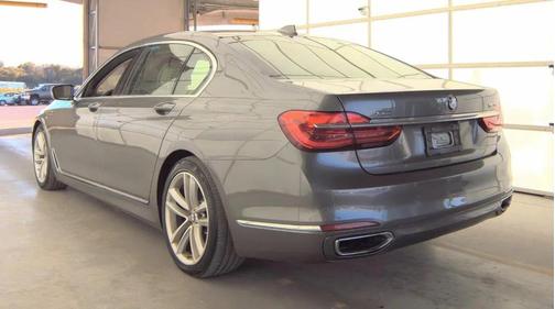 2016 BMW 750 i xDrive