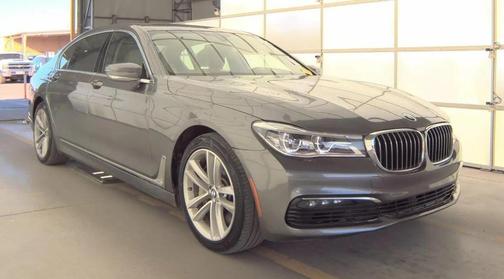 2016 BMW 750 i xDrive