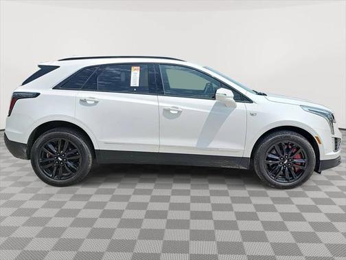 2025 Cadillac XT5 Sport