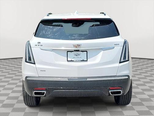2025 Cadillac XT5 Sport