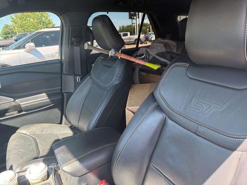 Agate Black Metallic 2021 Ford Explorer ST