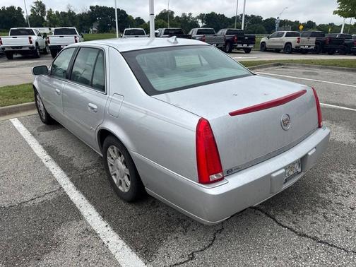 Radiant Silver 2010 Cadillac DTS Base