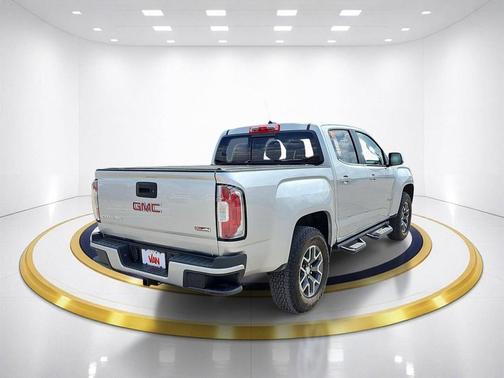Quicksilver Metallic 2016 GMC Canyon SLE