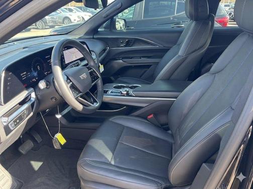 Stellar Black Metallic 2024 Cadillac LYRIQ Luxury