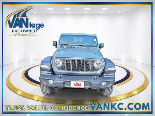 Anvil Clear Coat 2024 Jeep Wrangler Sport