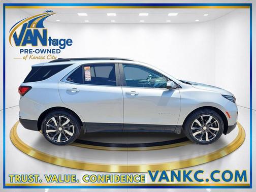 Silver Ice Metallic 2022 Chevrolet Equinox 1LT