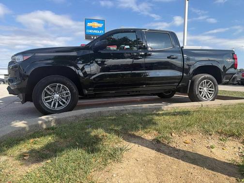 2024 Chevrolet Colorado LT