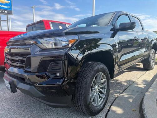 2024 Chevrolet Colorado LT