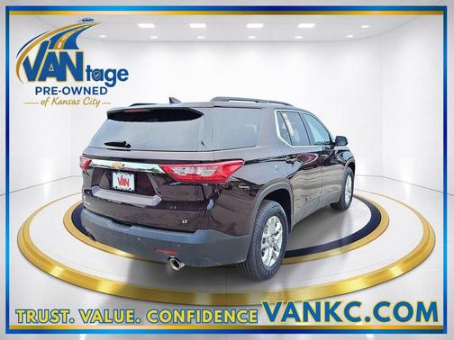 Black Cherry Metallic 2020 Chevrolet Traverse LT Cloth