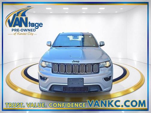 Billet Silver Metallic Clearcoat 2017 Jeep Grand Cherokee Altitude