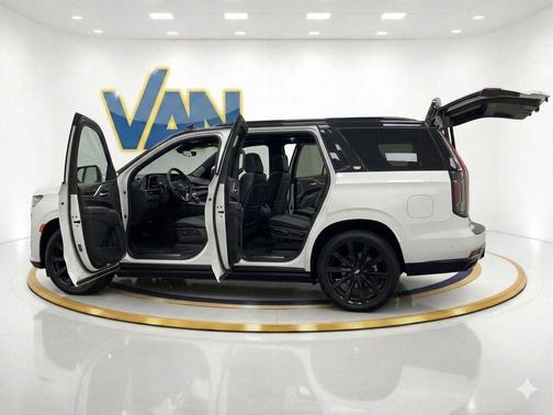 Crystal White Tricoat 2021 Cadillac Escalade Sport Platinum