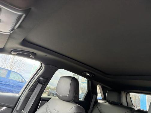 2023 Cadillac XT5 Sport