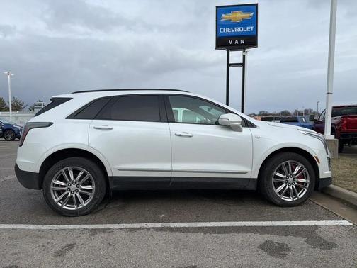 2023 Cadillac XT5 Sport