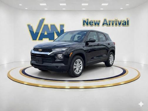 Mosaic Black Metallic 2023 Chevrolet Trailblazer LS