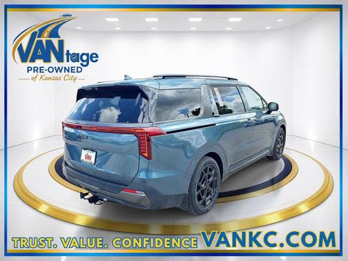 Astra Blue 2025 Kia Carnival SX Prestige