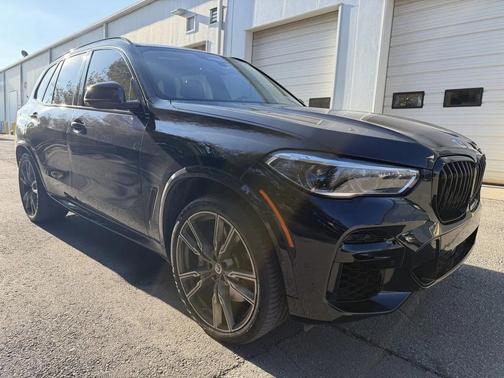 2023 BMW X5 M50i