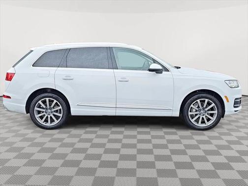 2019 Audi Q7 45 Premium Plus