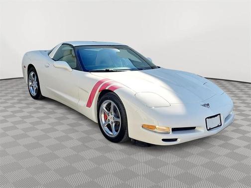 2003 Chevrolet Corvette Base