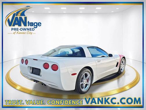 2003 Chevrolet Corvette Base