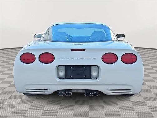2003 Chevrolet Corvette Base