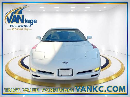 2003 Chevrolet Corvette Base