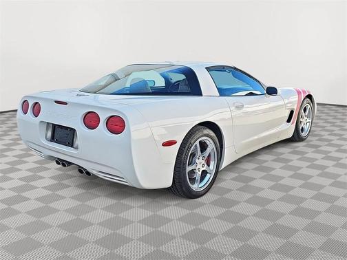 2003 Chevrolet Corvette Base