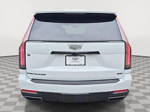 Vibrant White Tricoat 2026 Cadillac Escalade Sport Platinum