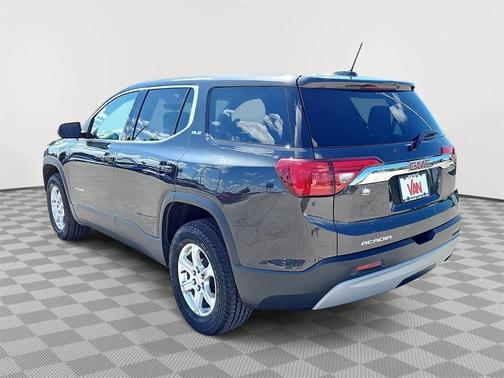 2017 GMC Acadia SLE-1