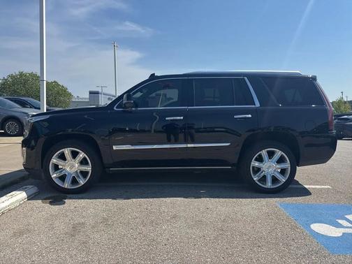 2018 Cadillac Escalade Premium Luxury