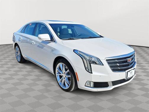 2018 Cadillac XTS Premium Luxury