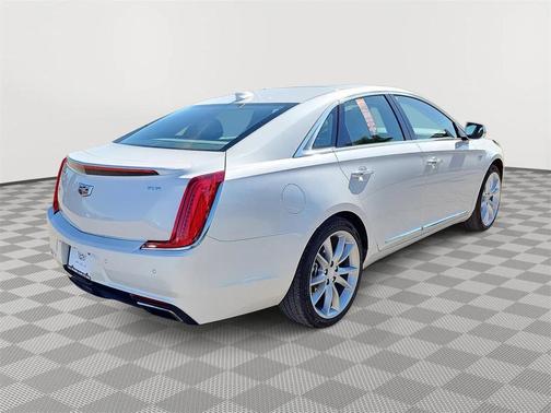 2018 Cadillac XTS Premium Luxury