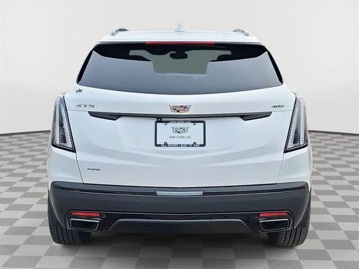 2022 Cadillac XT5 Sport