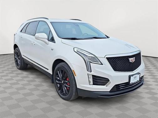 2022 Cadillac XT5 Sport