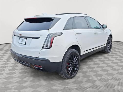 2022 Cadillac XT5 Sport