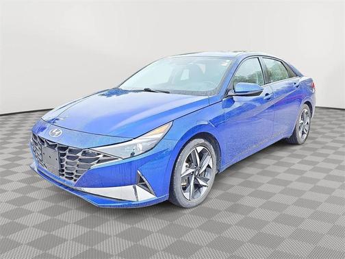 2023 Hyundai ELANTRA Limited