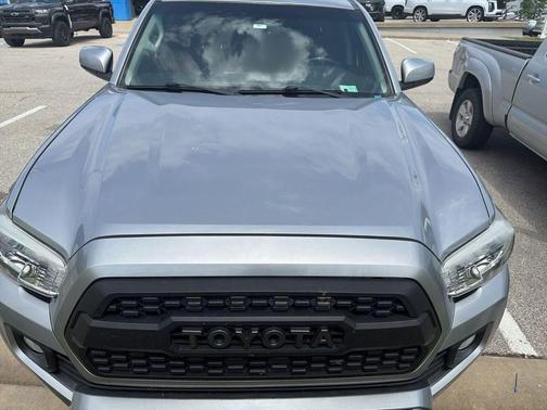 Silver Sky Metallic 2017 Toyota Tacoma SR5