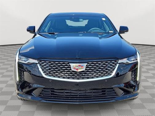 2022 Cadillac CT4 Premium Luxury