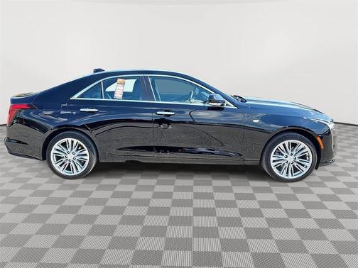 2022 Cadillac CT4 Premium Luxury