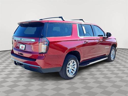 2022 Chevrolet Suburban LS