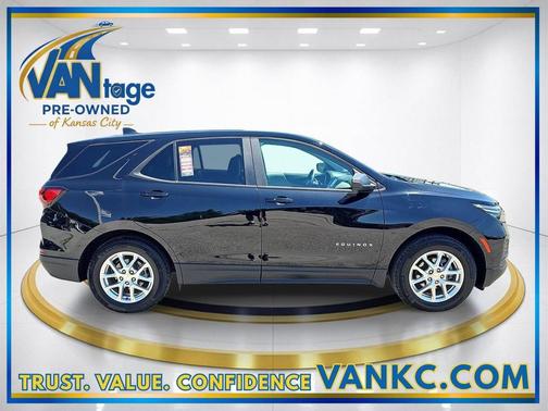 Mosaic Black Metallic 2024 Chevrolet Equinox LS