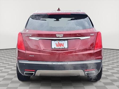 2017 Cadillac XT5 Platinum