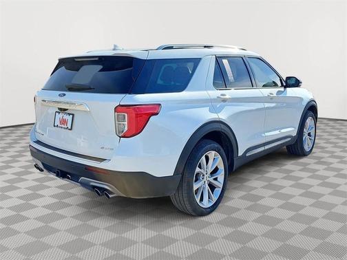 2022 Ford Explorer Platinum