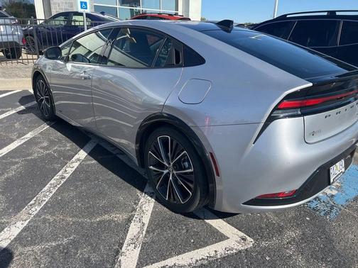 2024 Toyota Prius LE